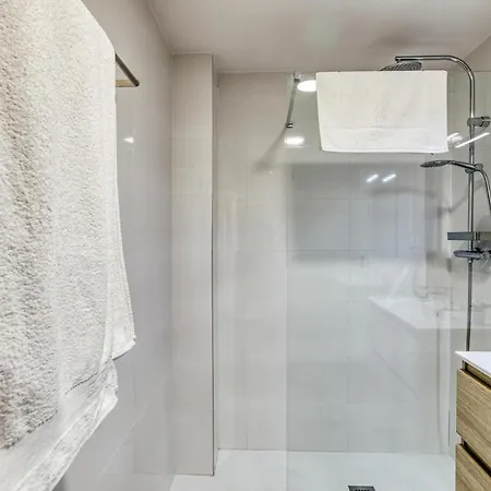 Rostella Apartment